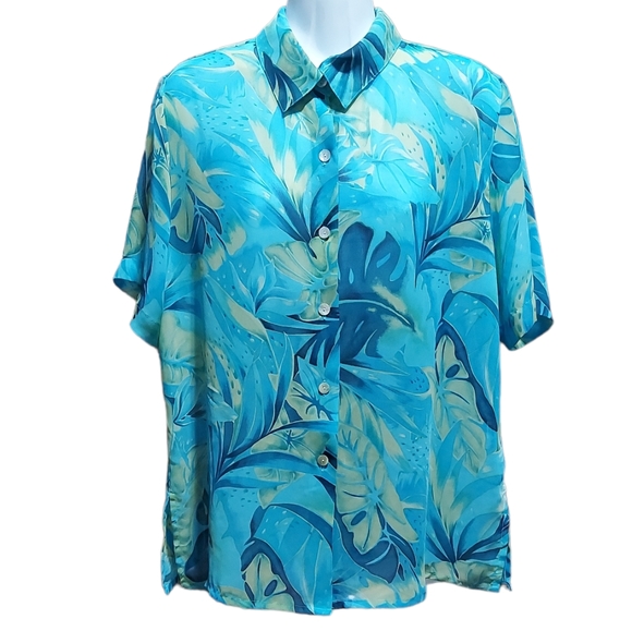 Modern Essentials Women's Button Down Blouse Size Medium - Picture 1 of 6